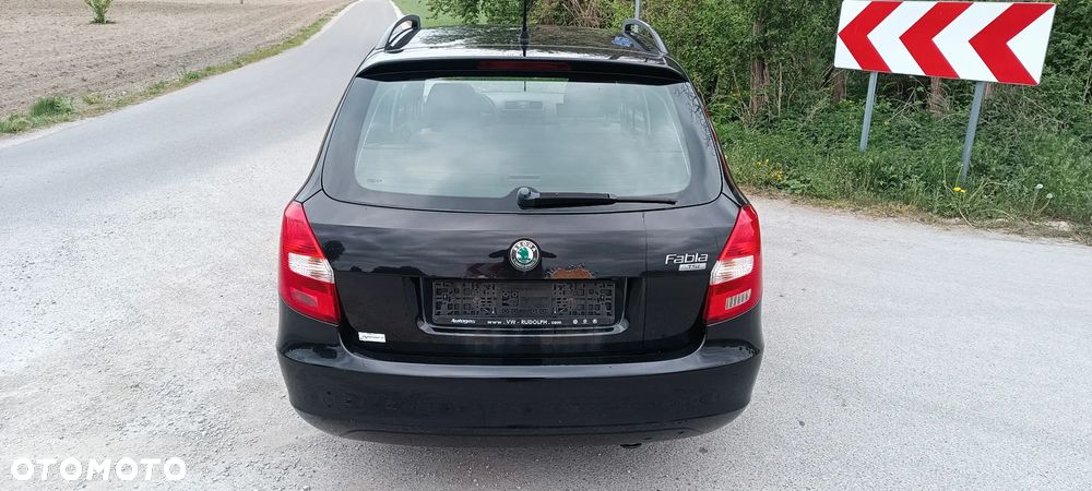 Skoda Fabia 1.2 TSI Ambiente - 4