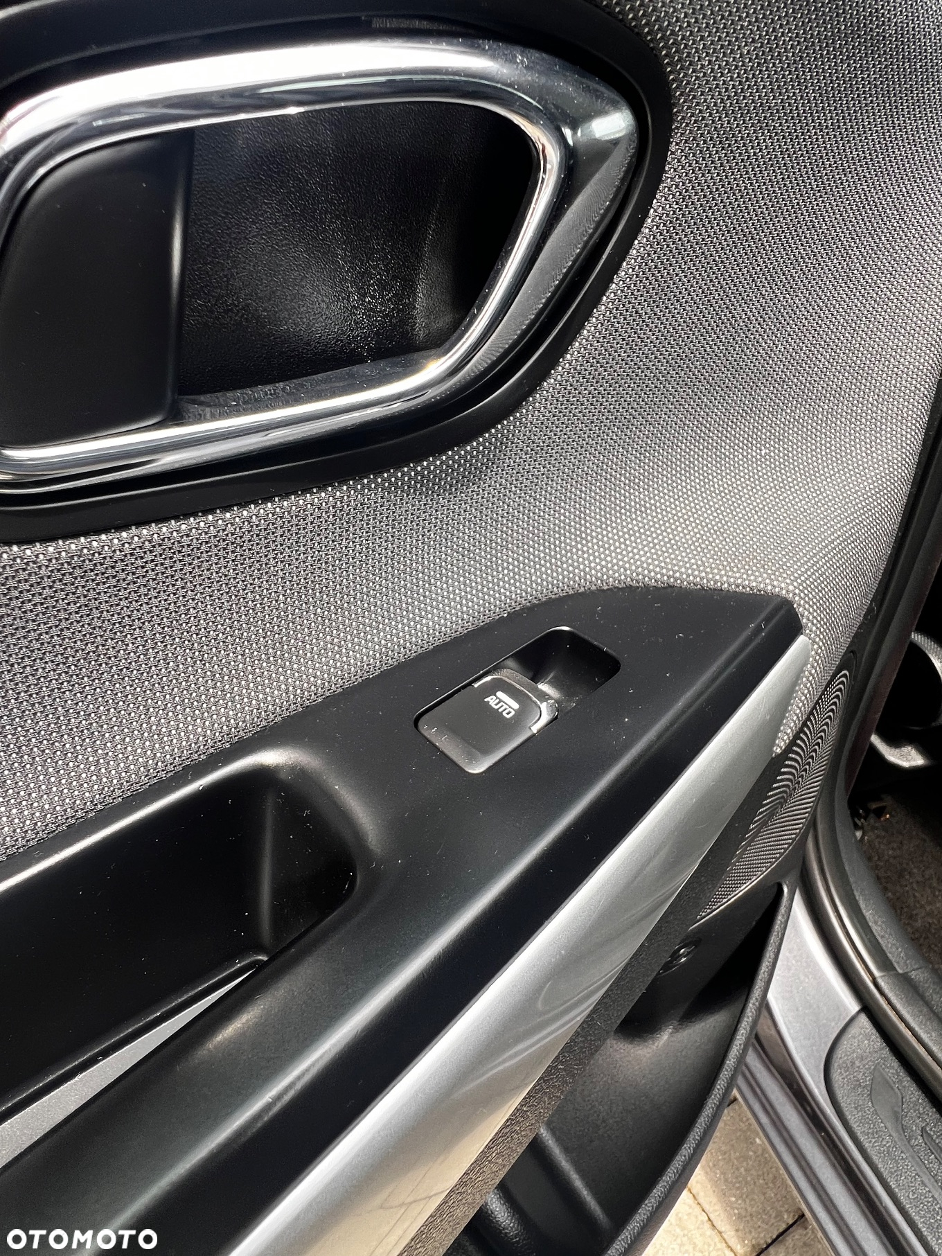 Kia Ceed 1.6 GDI Dream-Team Edition - 14