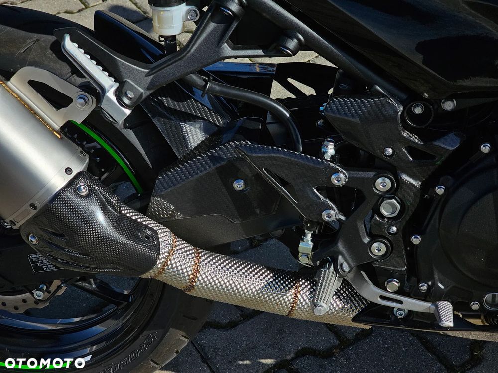 Kawasaki Ninja 400 - 19