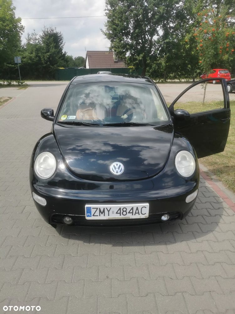 Volkswagen New Beetle - 4
