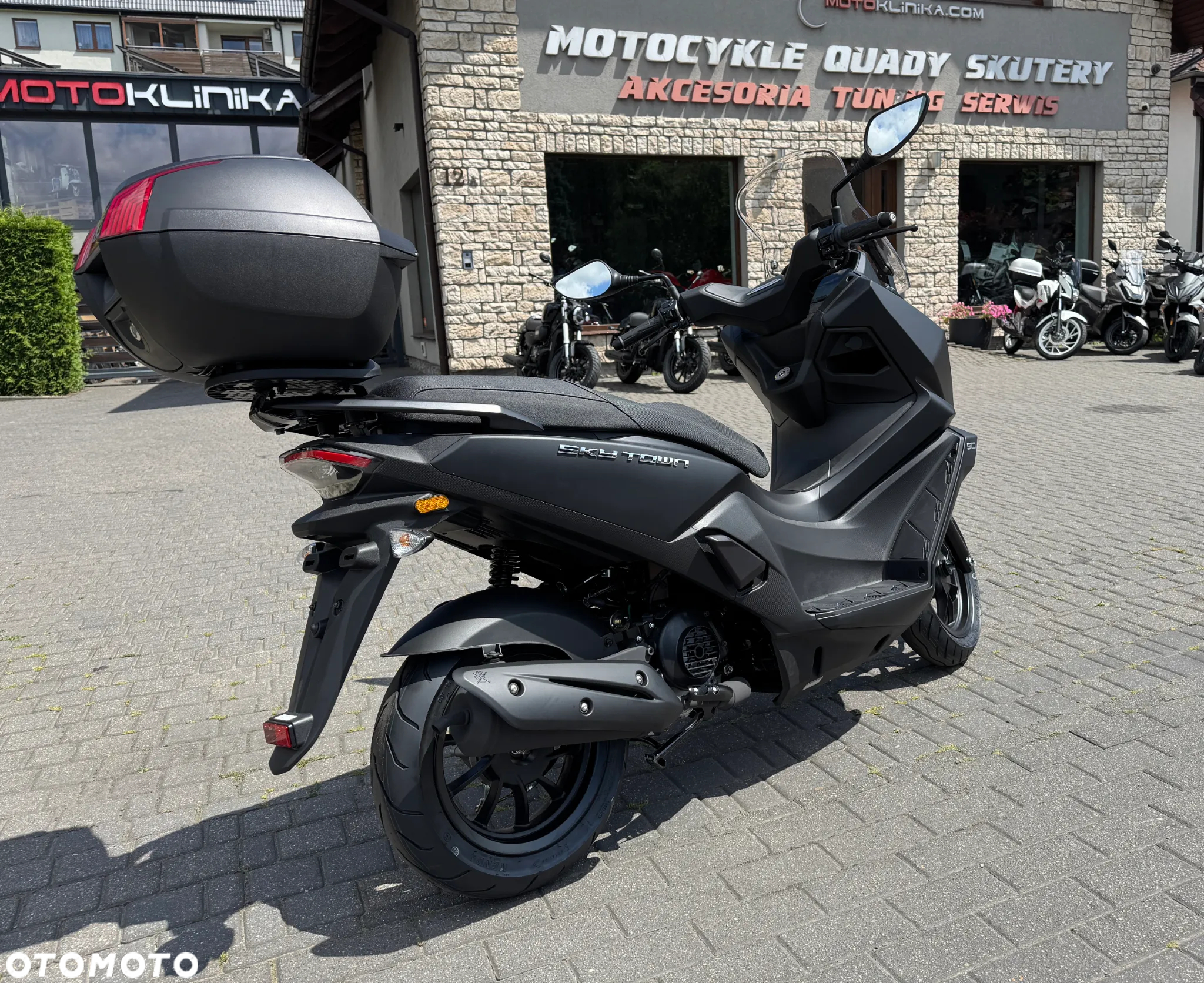 Kymco Skytown - 4