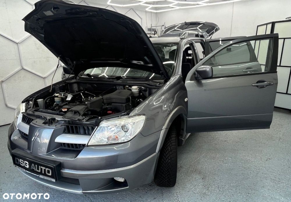 Mitsubishi Outlander - 31