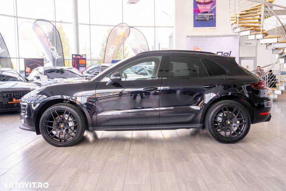 Porsche Macan - 5
