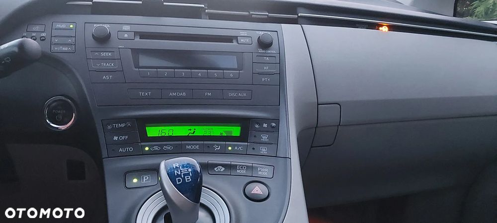 Toyota Prius - 13