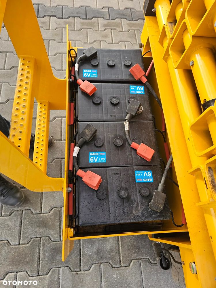 Haulotte Compact14 - 11