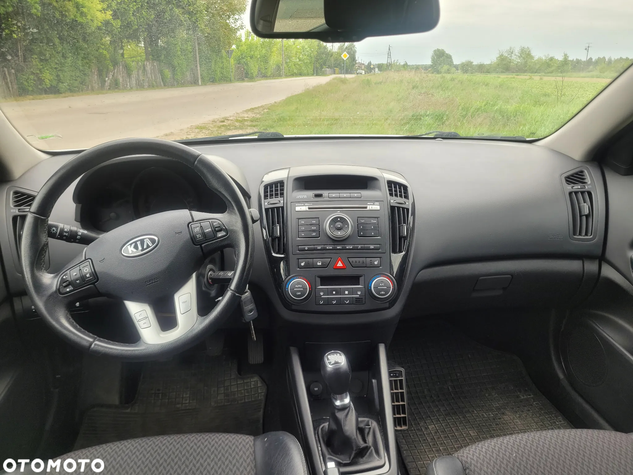 Kia Ceed - 5