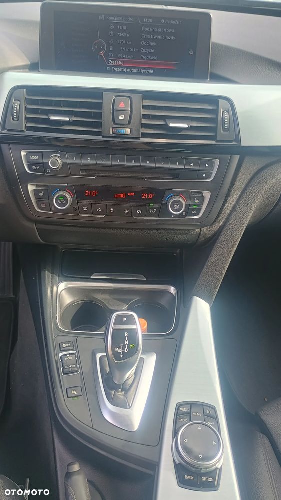 BMW Seria 3 320d xDrive Sport Line - 18
