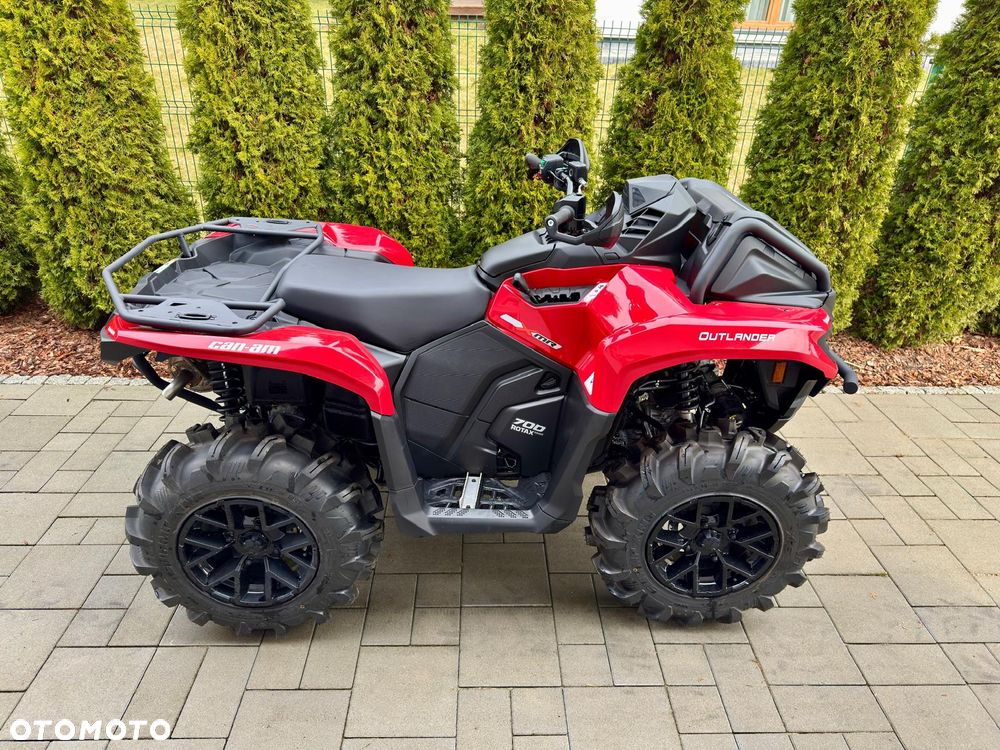 Can-Am Outlander - 1