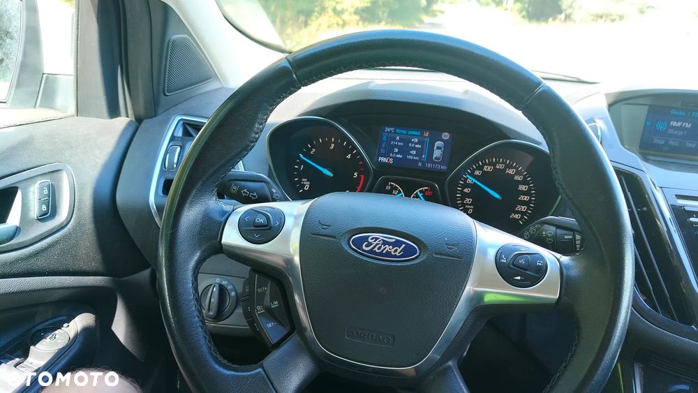 Ford Kuga 2.0 TDCi 4x4 Titanium - 11