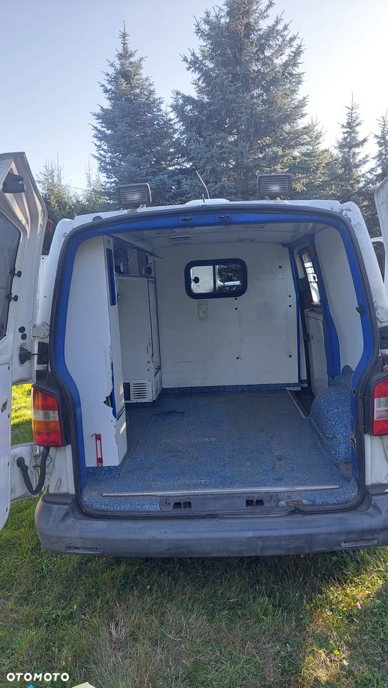 Volkswagen Transporter - 9