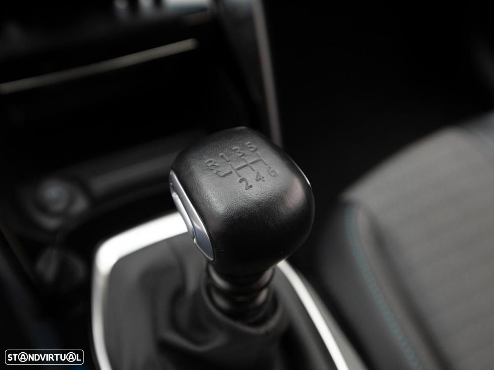 Peugeot 208 1.2 PureTech Allure Pack - 18