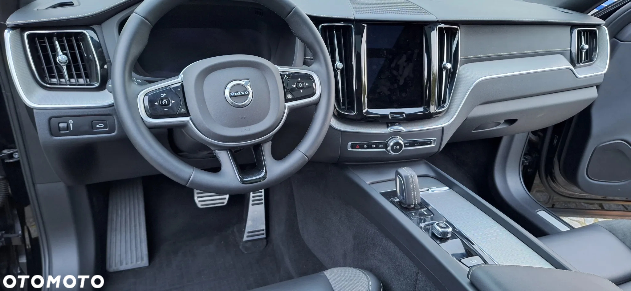 Volvo XC 60 B6 B AWD R-Design - 8