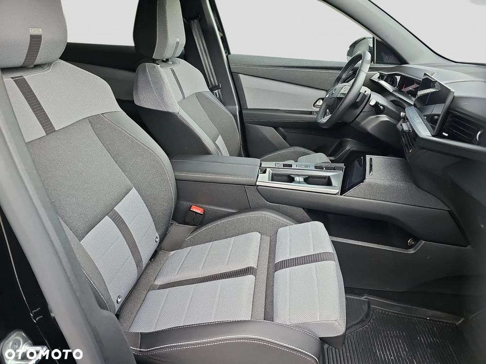 Opel Grandland 1.2 T mHEV GS S&S eDTC6 - 17