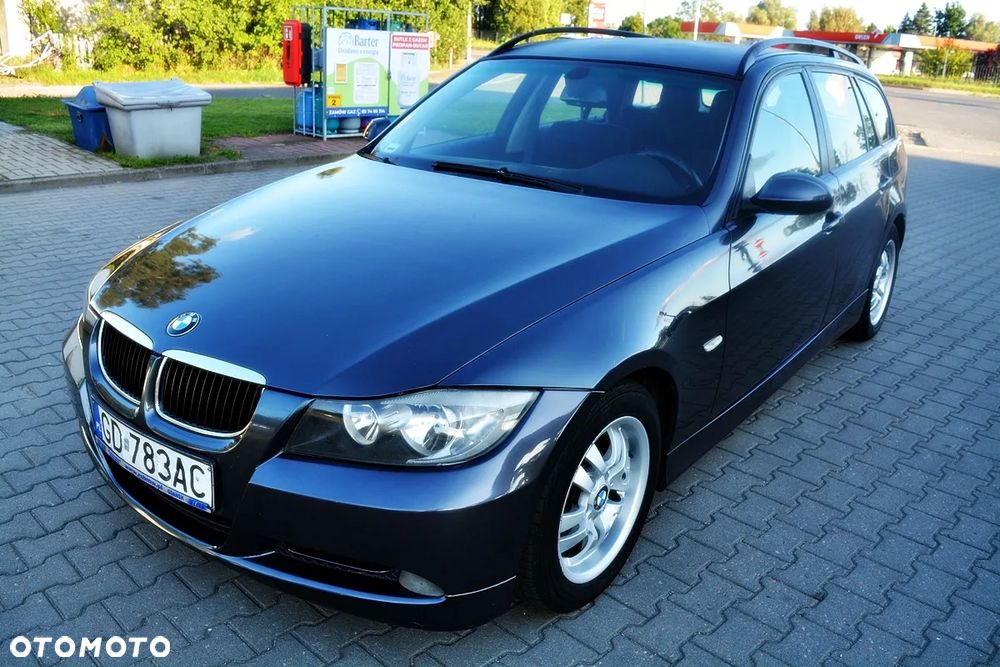BMW Seria 3 318d - 1