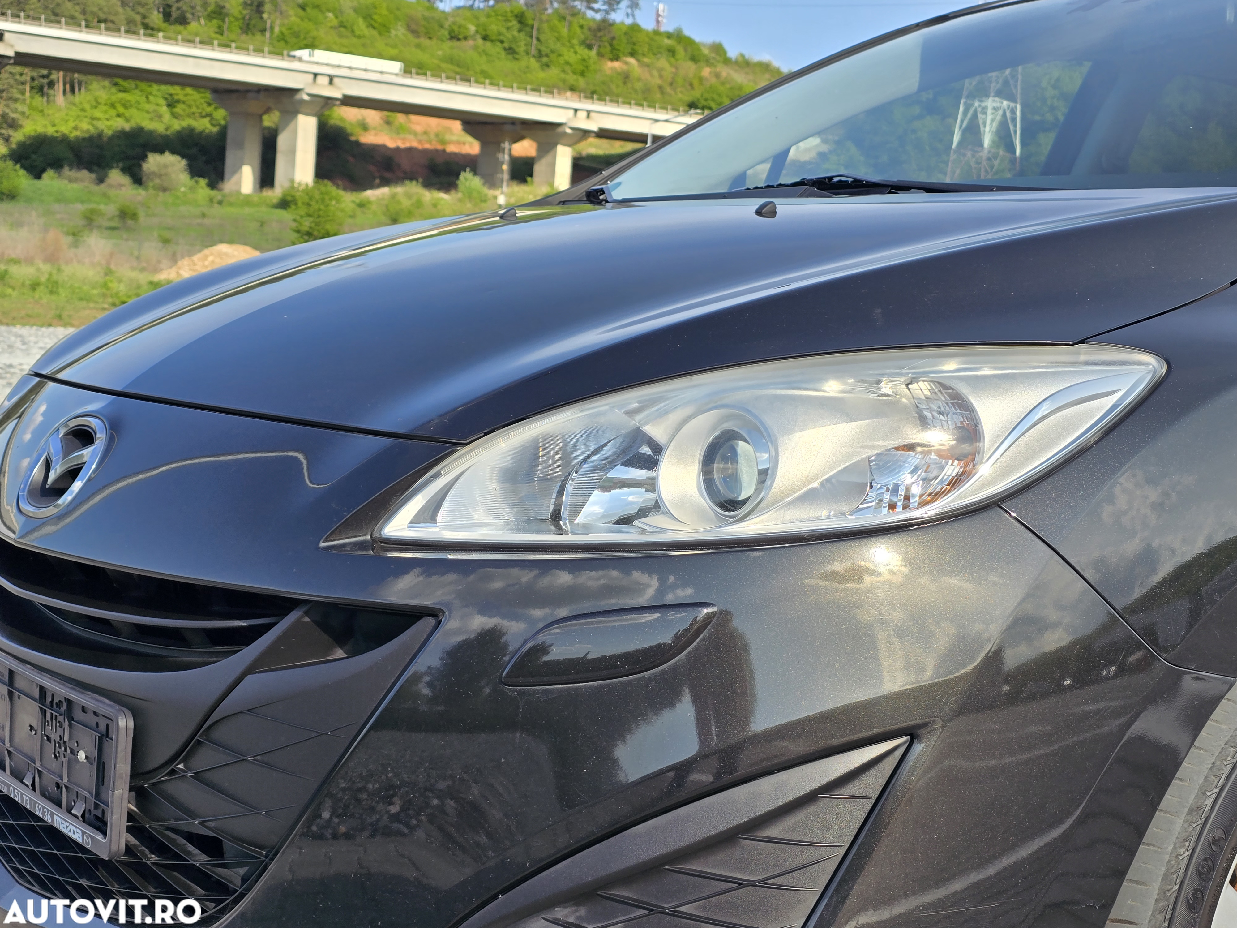 Mazda 5 - 15