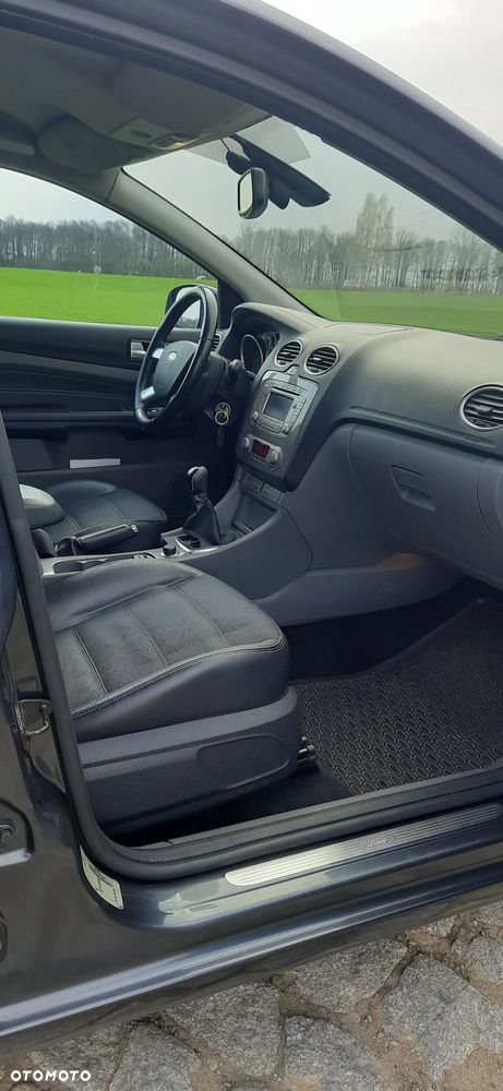 Ford Focus 1.6 16V Titanium - 8