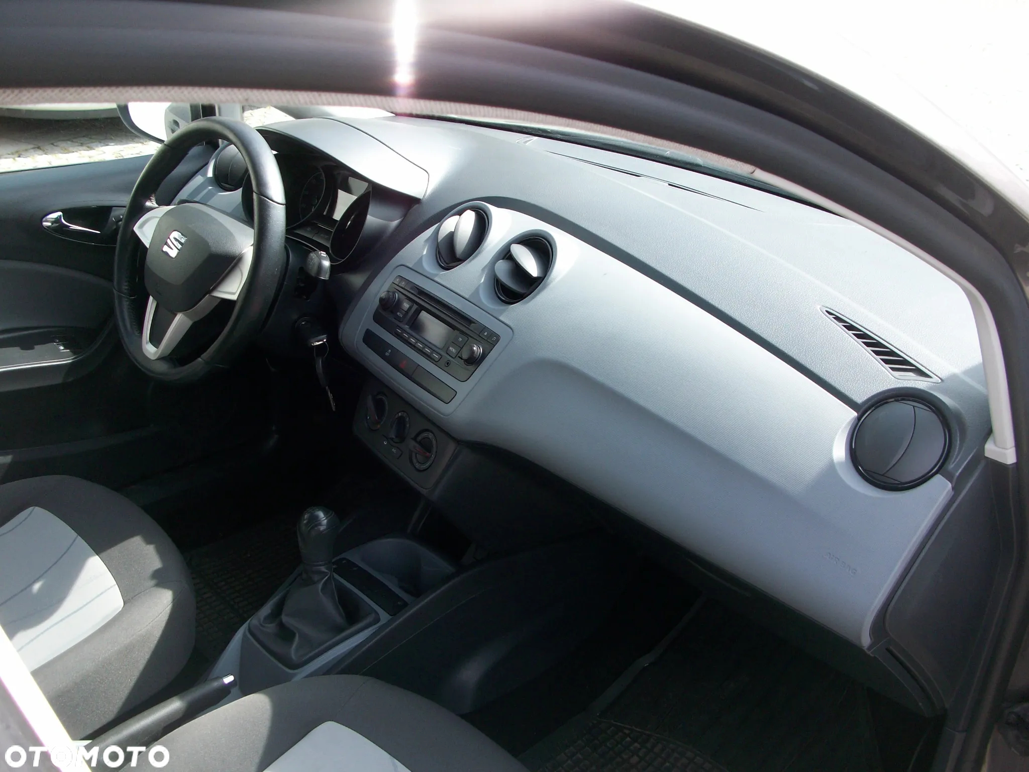 Seat Ibiza 1.4 16V Stylance - 14