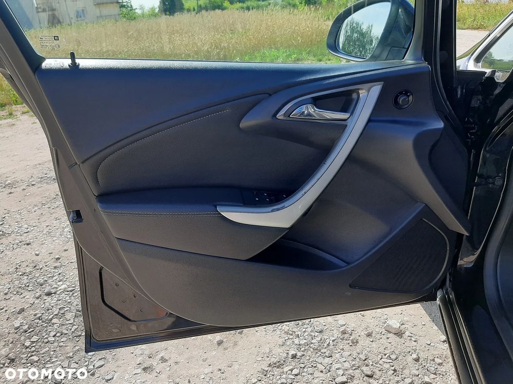Opel Astra 1.4 T Cosmo - 24