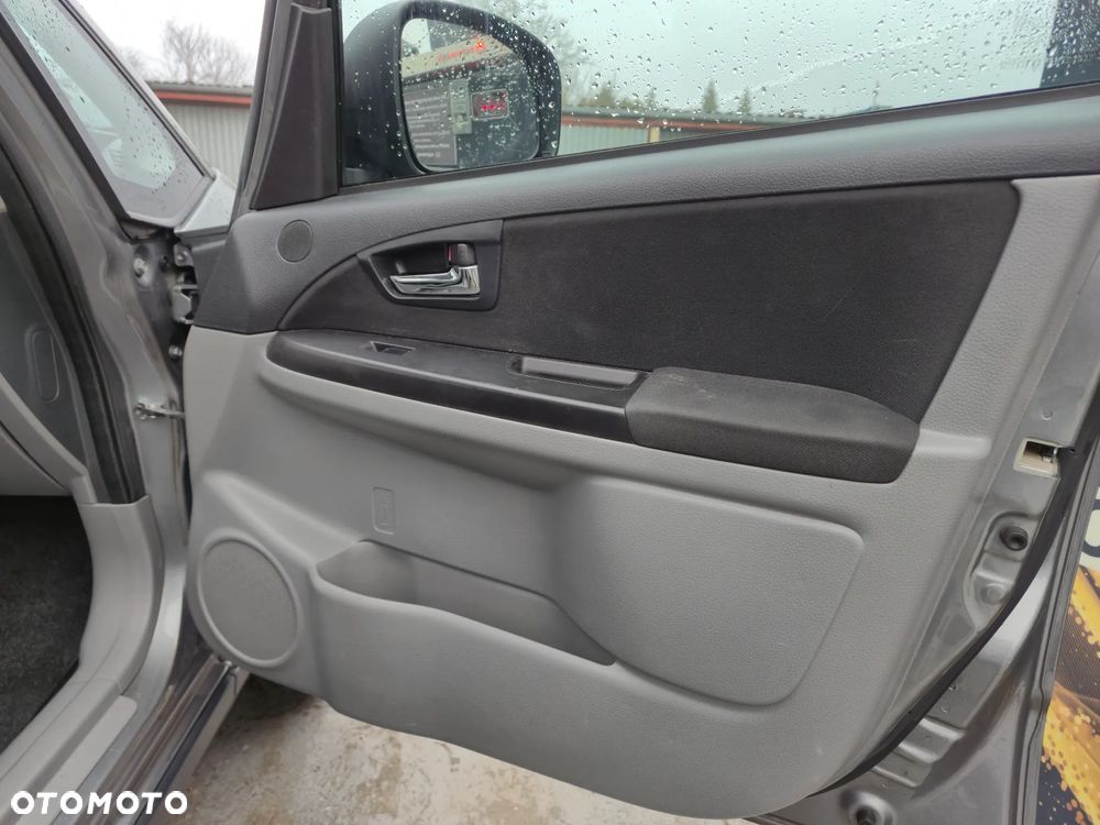 Suzuki SX4 2.0 DDiS Explore 4WD - 22