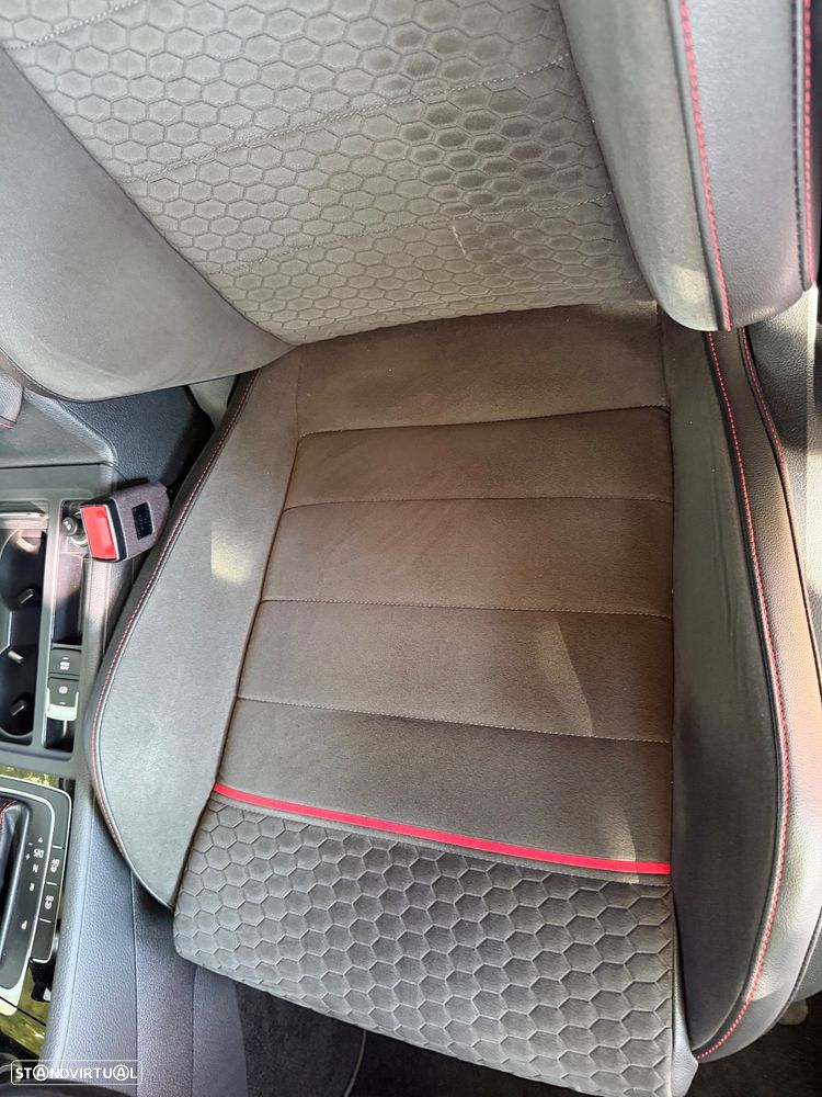 VW Golf - 32