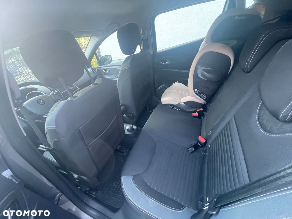 Renault Clio - 9