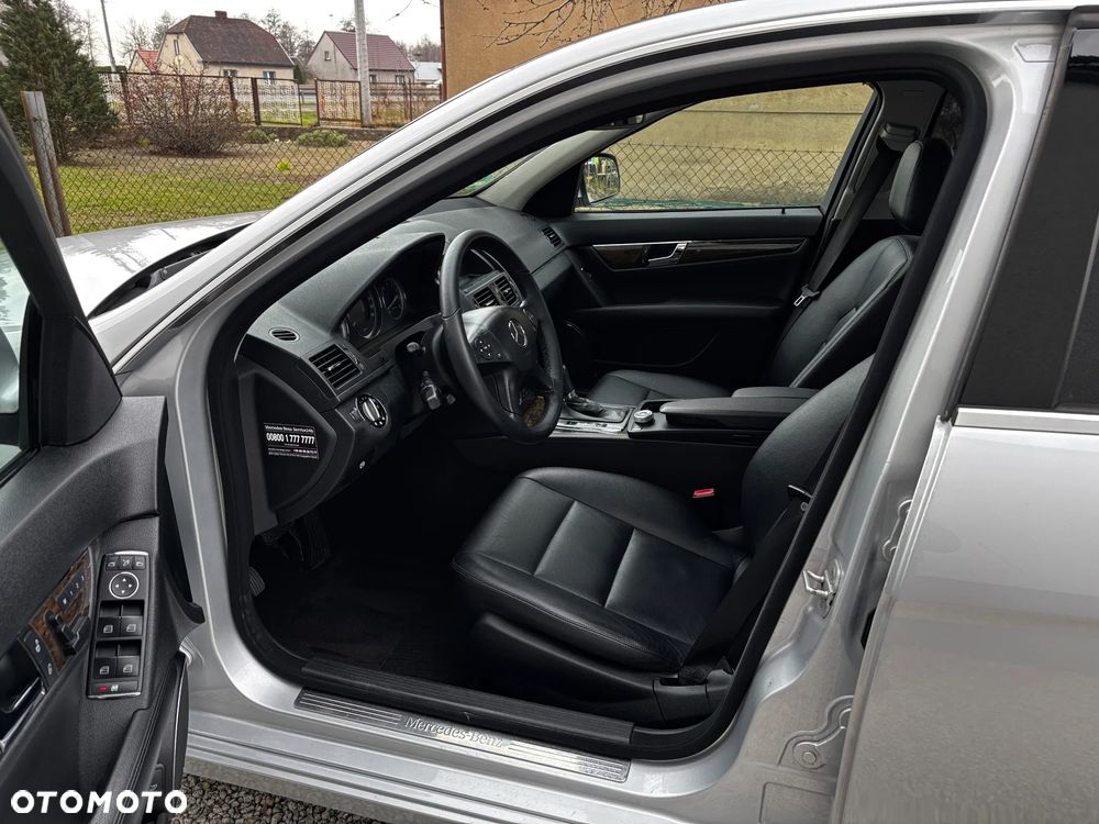Mercedes-Benz Klasa C - 9