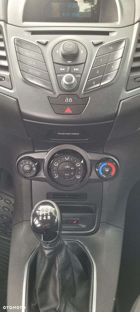Ford Fiesta - 17