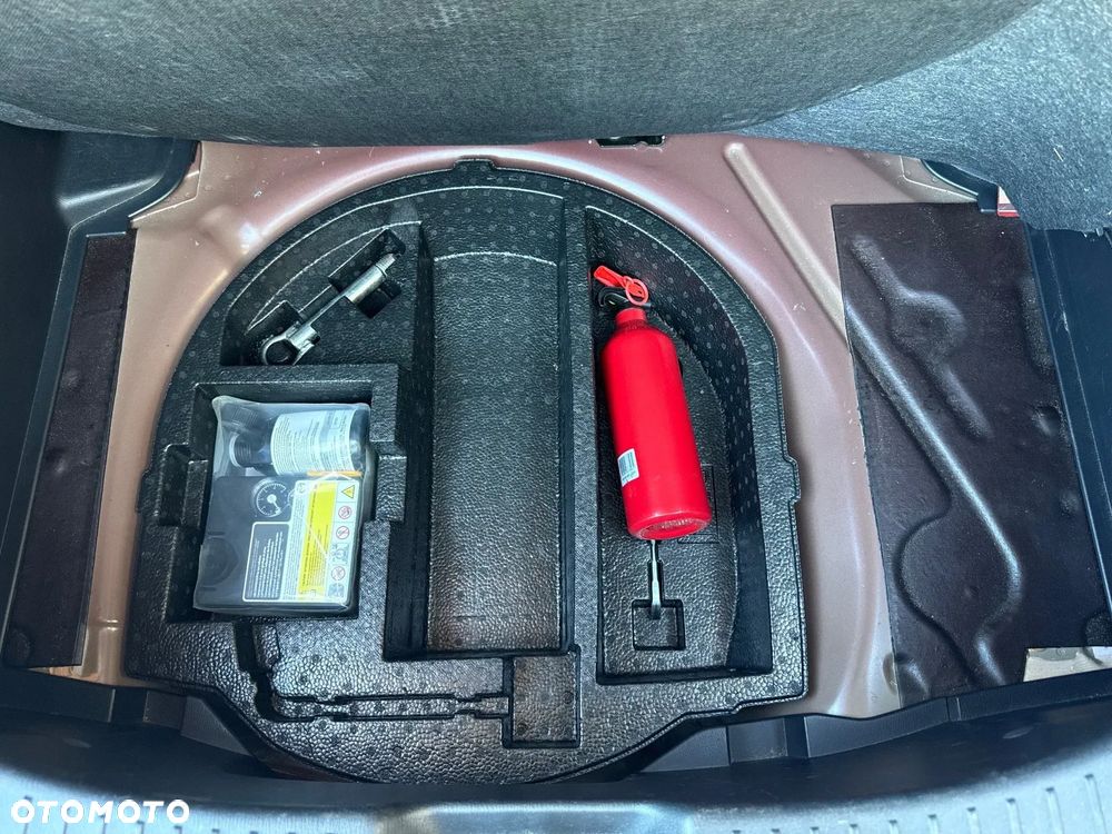 Mazda 2 - 20