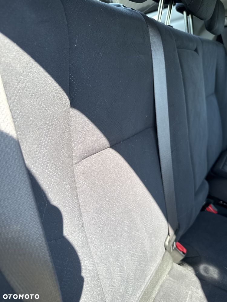 Honda Civic 1.8 Sport - 32