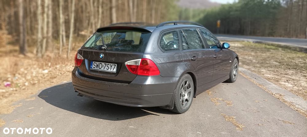 BMW Seria 3 320d - 11
