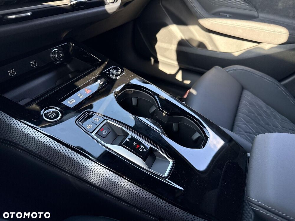 Audi Q5 Sportback - 28