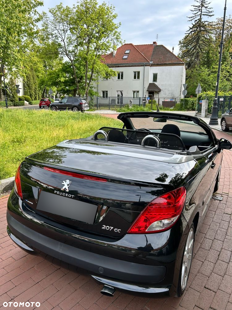 Peugeot 207 - 12