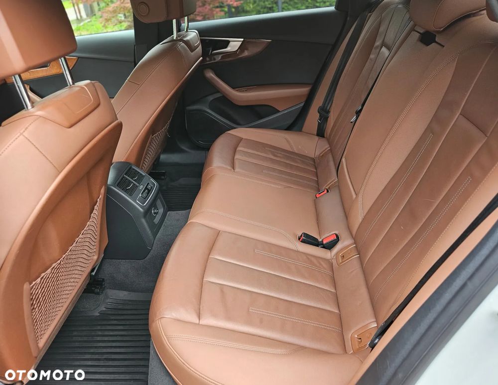 Audi A4 Limousine 40 TFSI mHEV S tronic - 29
