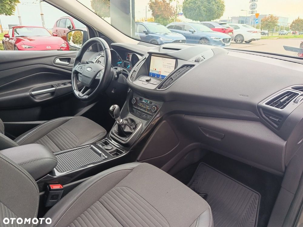 Ford Kuga - 13