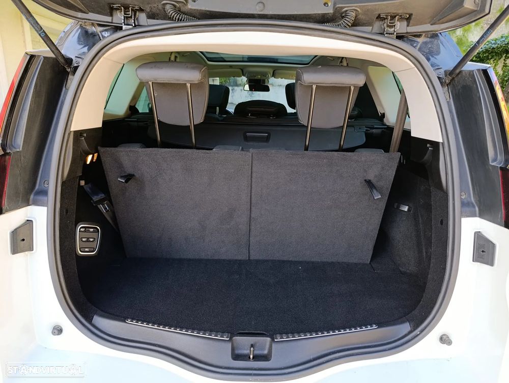 Renault Grand Scénic dCi 110 EDC Paris - 22