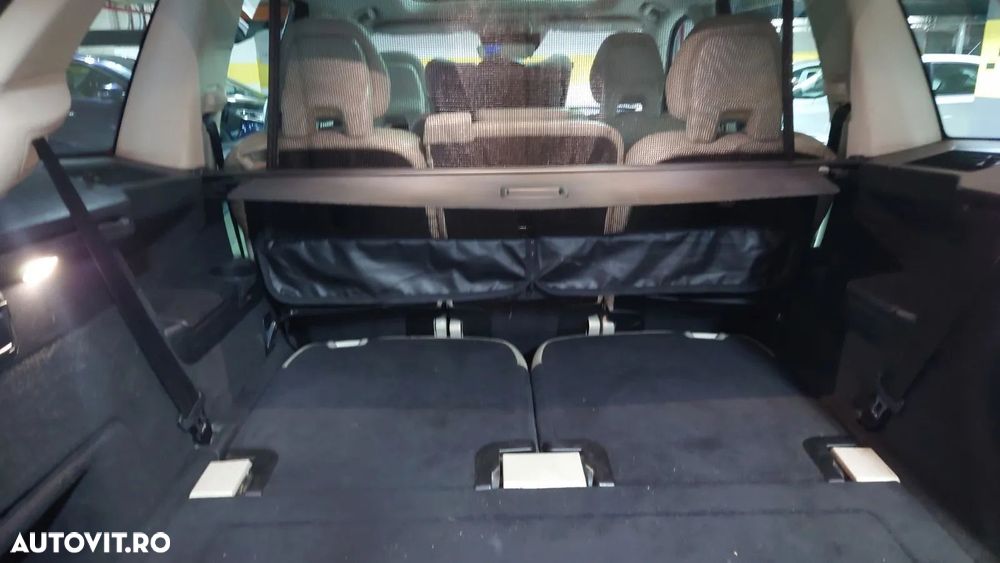 Volvo XC 90 D5 AWD Momentum - 16