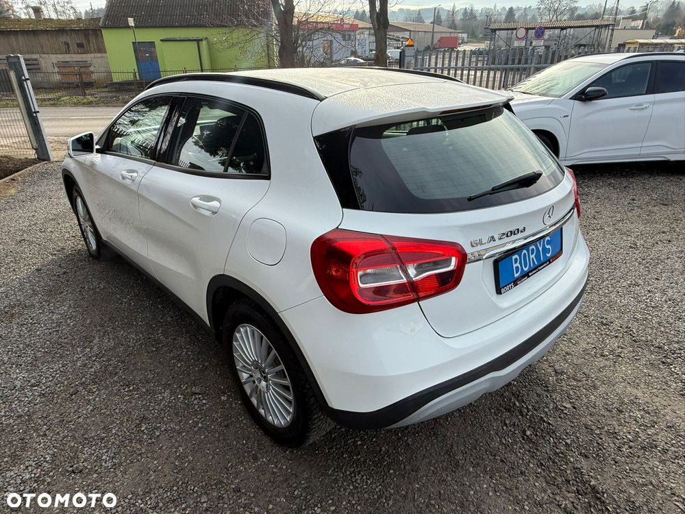 Mercedes-Benz GLA 200 d 7G-DCT Style - 40