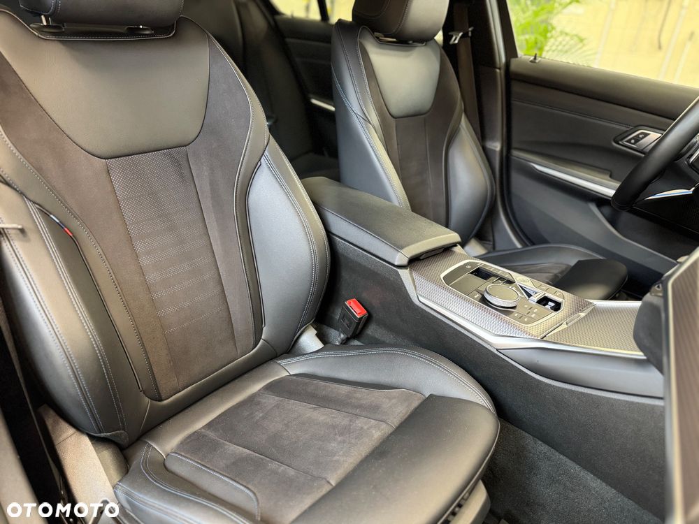 BMW Seria 3 320d xDrive mHEV M Sport sport - 13