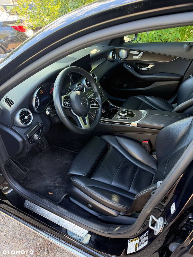 Mercedes-Benz Klasa C 300 4MATIC 9G-TRONIC - 11