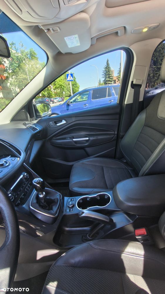 Ford Kuga 2.0 TDCi 4x4 Titanium - 5