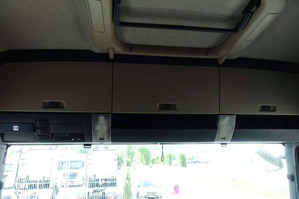 MAN TGX 18.470 4x2 BLS / XLX / STANDARD / EURO 6 / AUTOMAT / RETARDER / KLIMATYZACJA POSTOJOWA / LODÓWKA / 2 ZBIORNIKI - 23