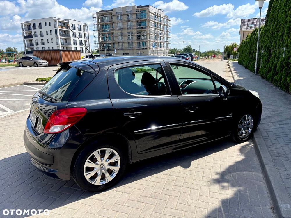 Peugeot 207 1.6 HDi Active - 8