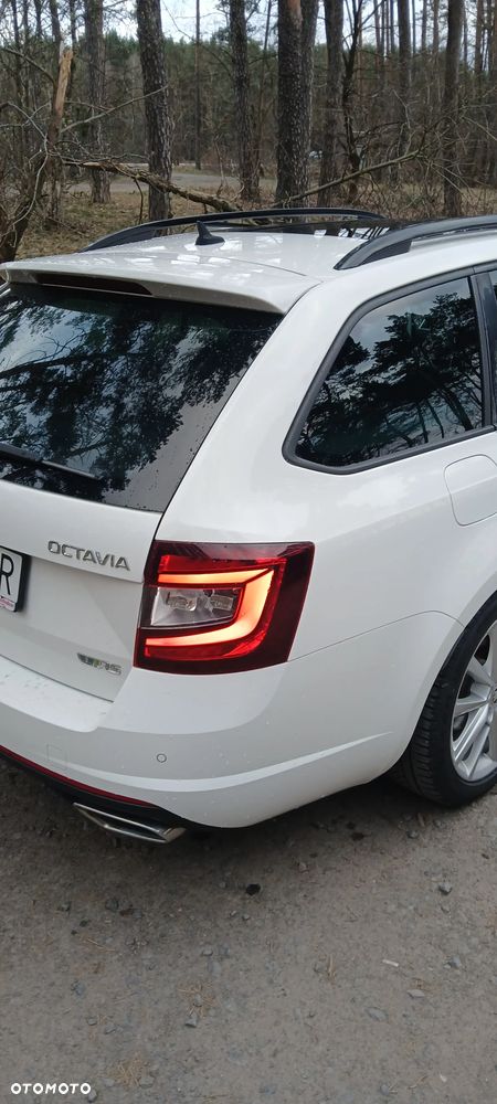 Skoda Octavia 2.0 TDI RS - 8