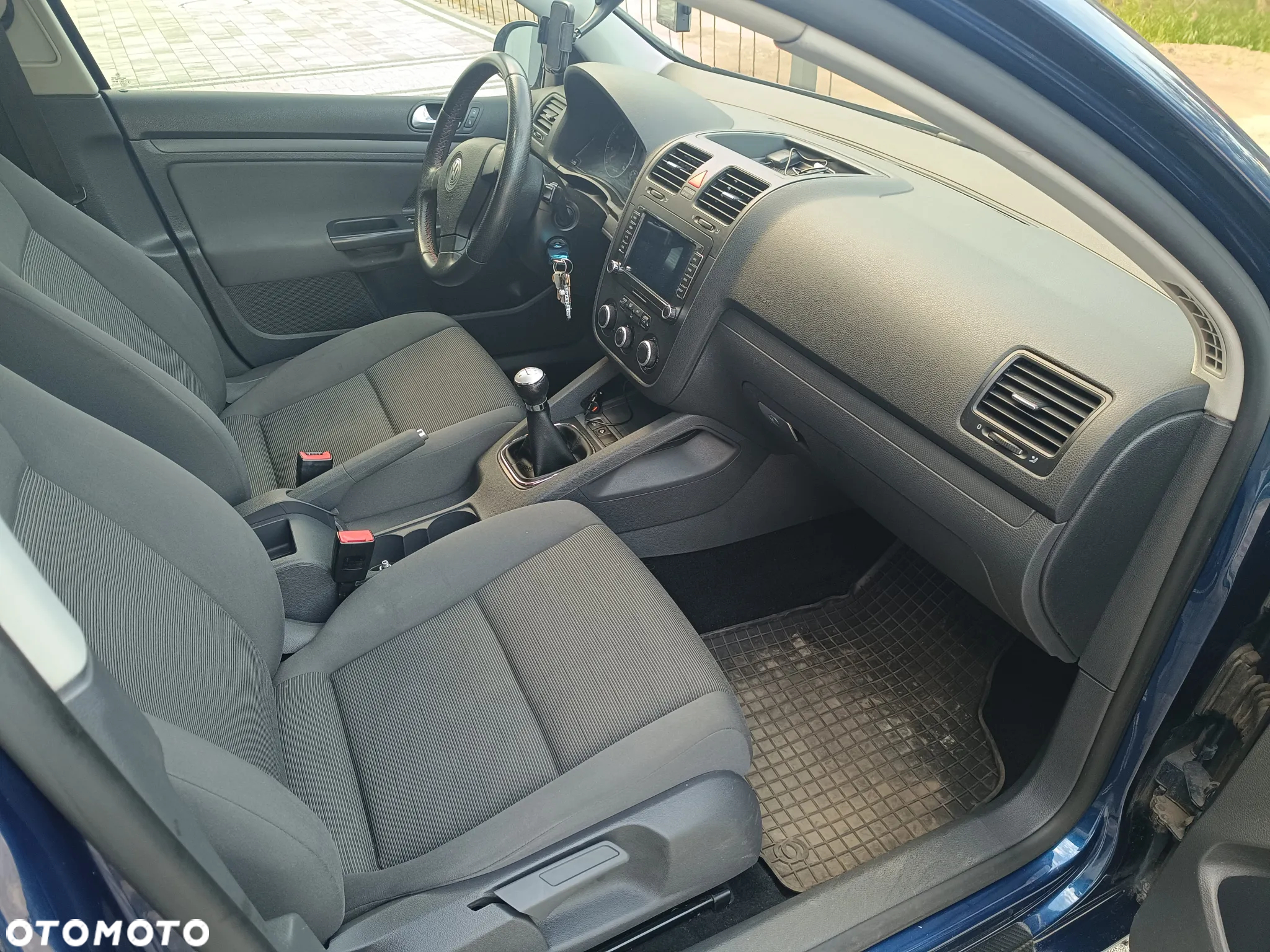Volkswagen Golf 1.6 Edition - 12