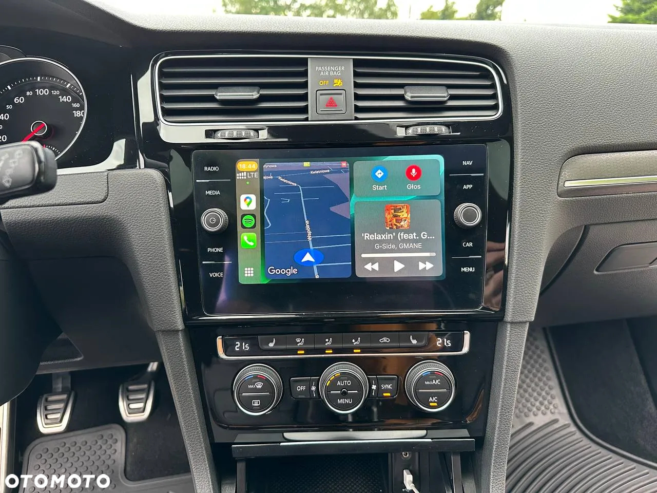 Volkswagen Golf - 16
