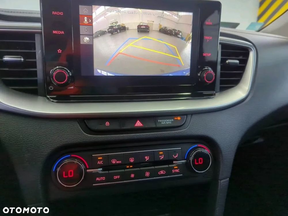 Kia Ceed 1.5 T-GDI M - 7
