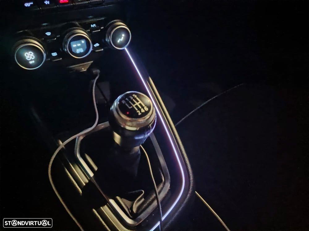 Renault Clio TCe 90 TECHNO - 26