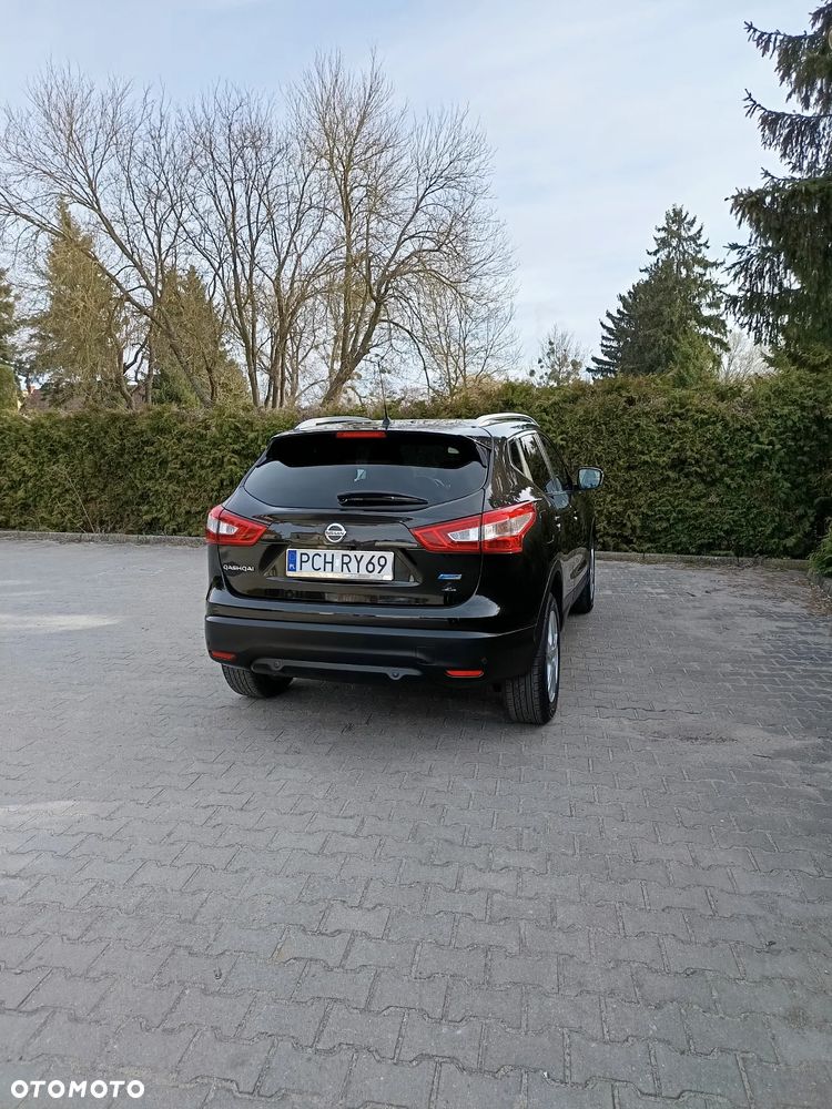 Nissan Qashqai 1.5 dCi N-Connecta - 9