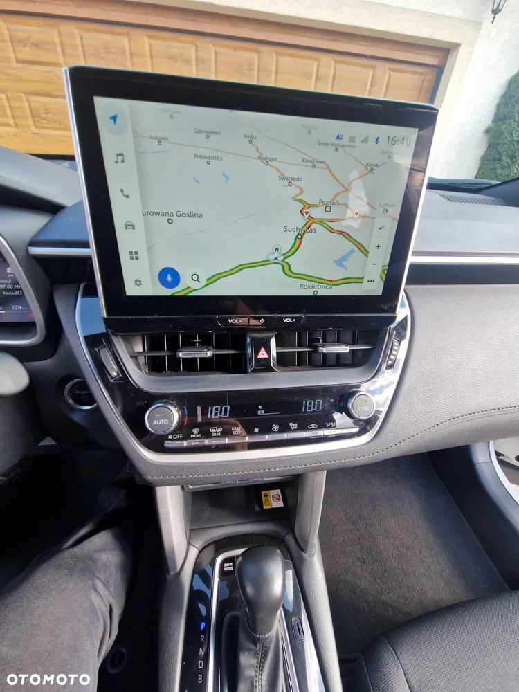 Toyota Corolla Cross 2.0 Hybrid Style - 16