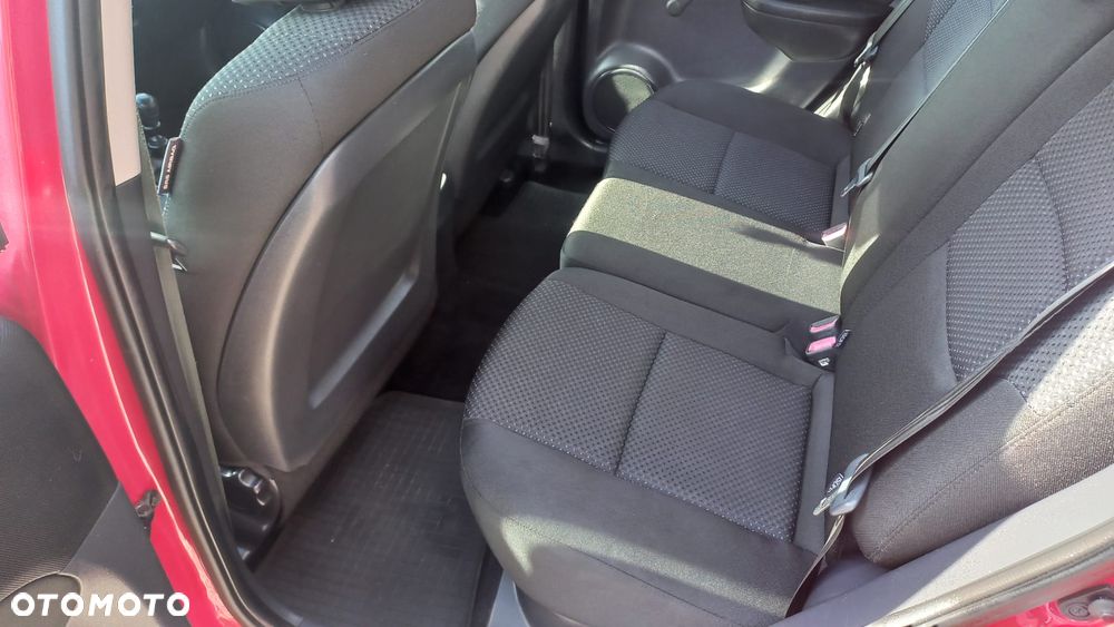 Hyundai i30 1.4 Blue Classic - 12